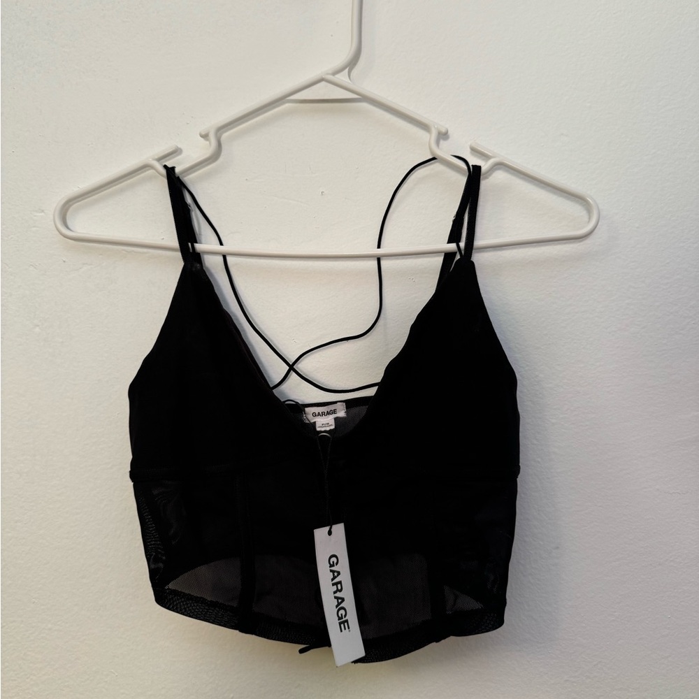 ✨3/$33 SALE     Garage brand new crop top